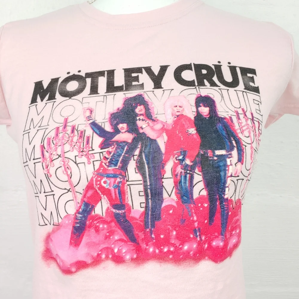 Mötley Crüe Women's Short Sleeve Pink Tee - Picture 6 of 14